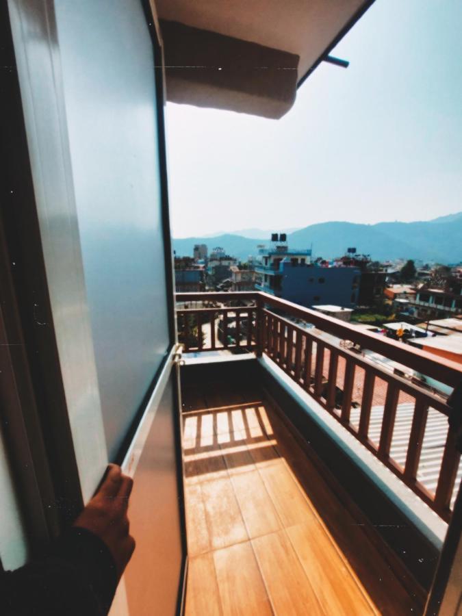 Nishan Apartments -Lakeside Pokhara Buitenkant foto