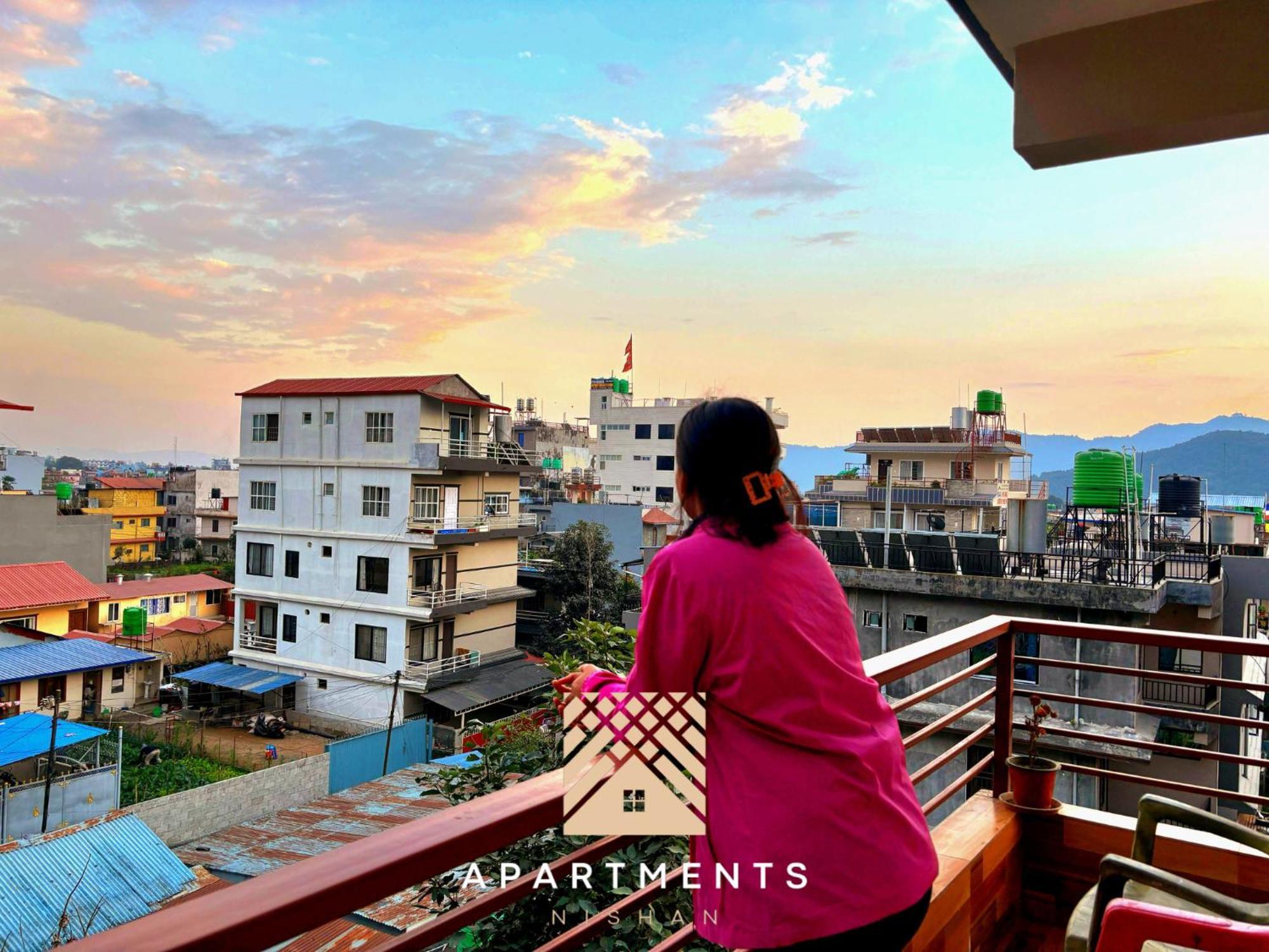 Nishan Apartments -Lakeside Pokhara Buitenkant foto